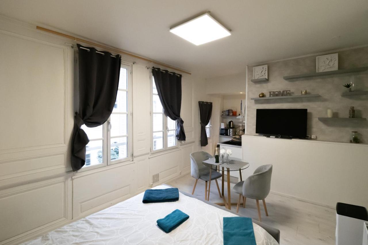 Le Papillon De La Cathedrale - Calme - Jardin - Wifi Apartman Troyes Kültér fotó